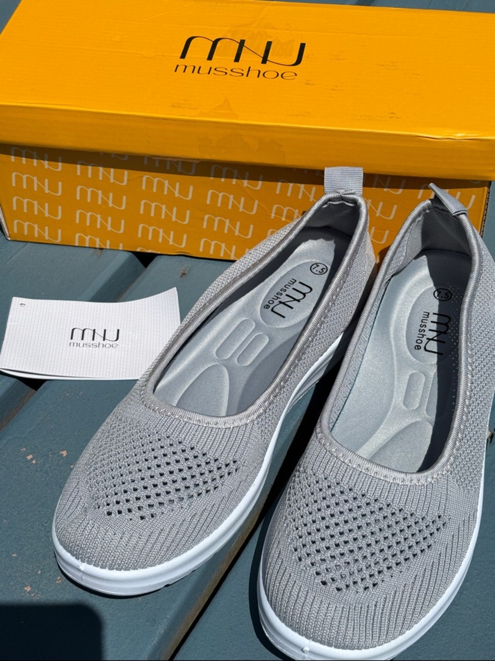 NWT Musshoe Women's Gray Knit Slip-On Sneakers